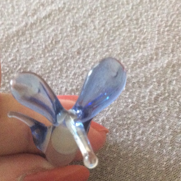 Blown Glass Penguin Figurine - Picture 7 of 7